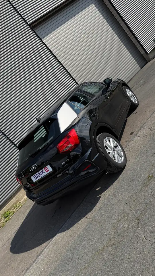 Audi Q2 30 TDI S line, миниатюра 3