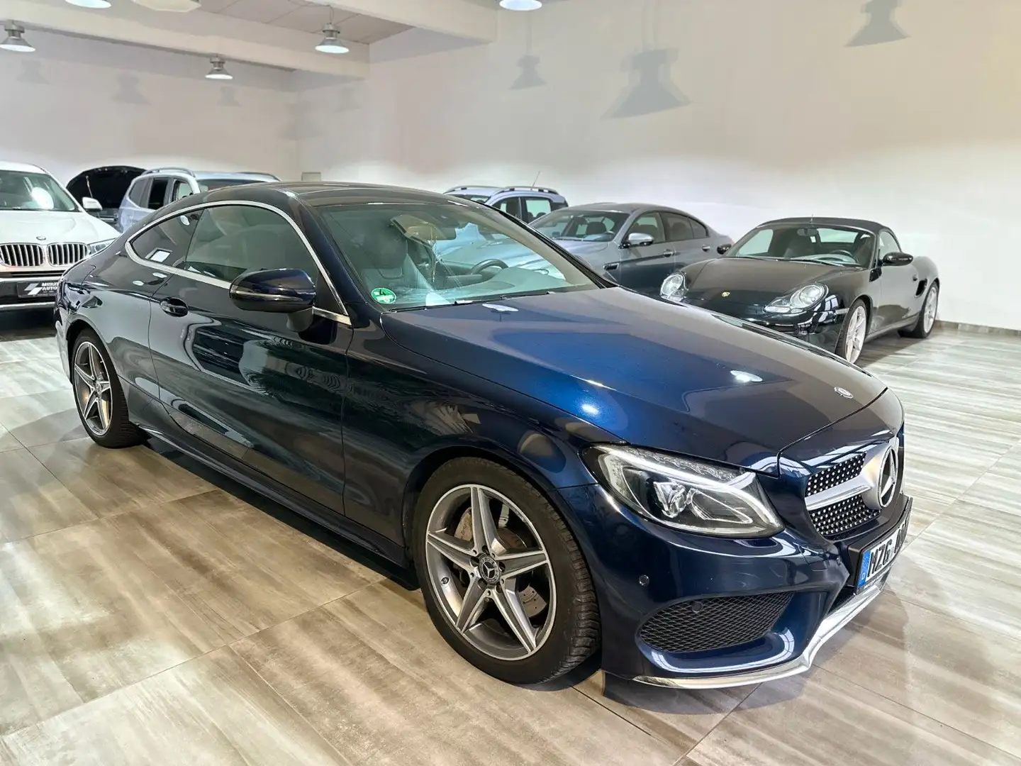 Mercedes-Benz C 250 d Coupe AMG Line*Panorama*Memory*Alcantara Blau - 2