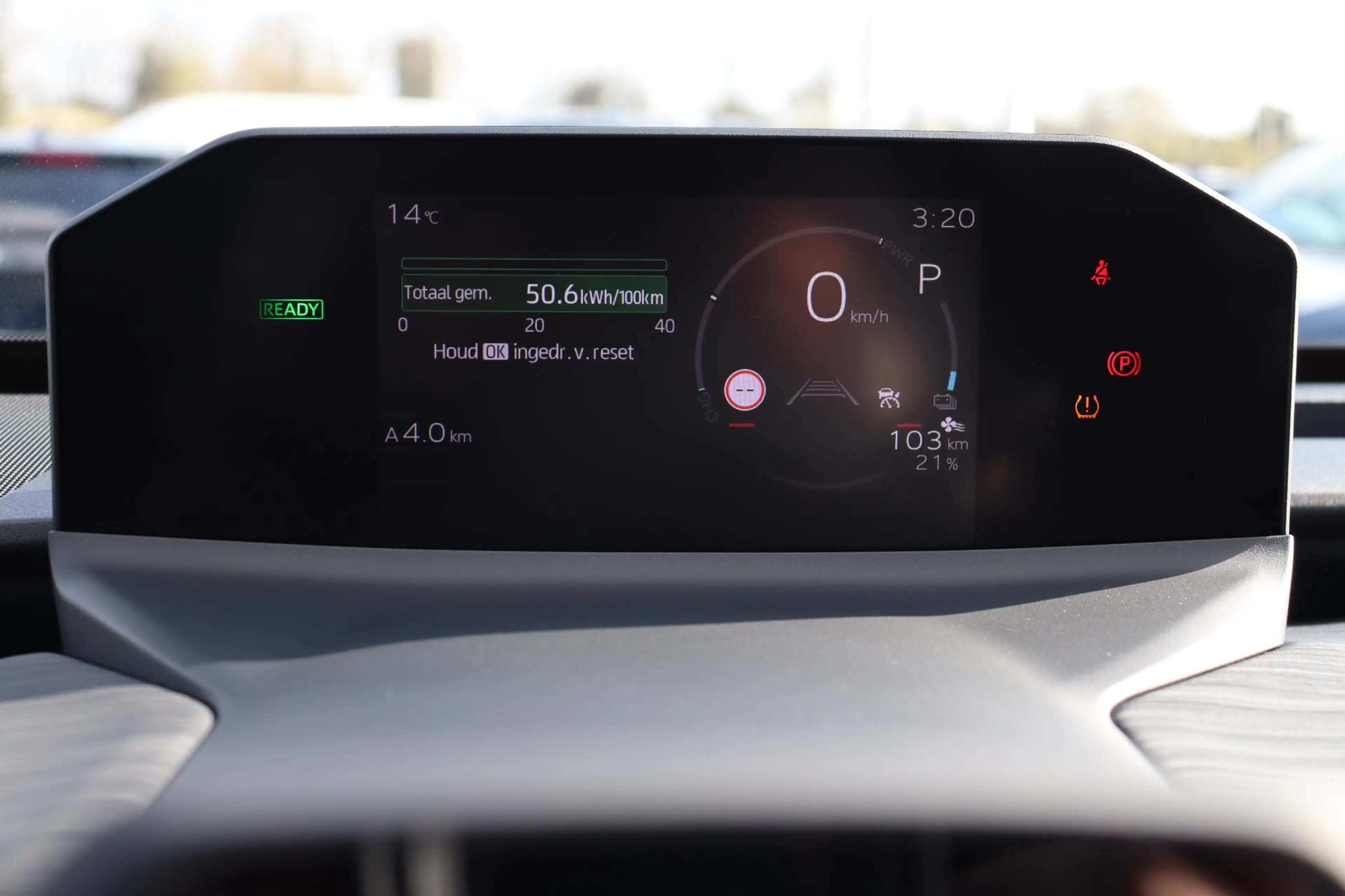 Toyota C-HR+ First Edition 77 kWh — photo 10