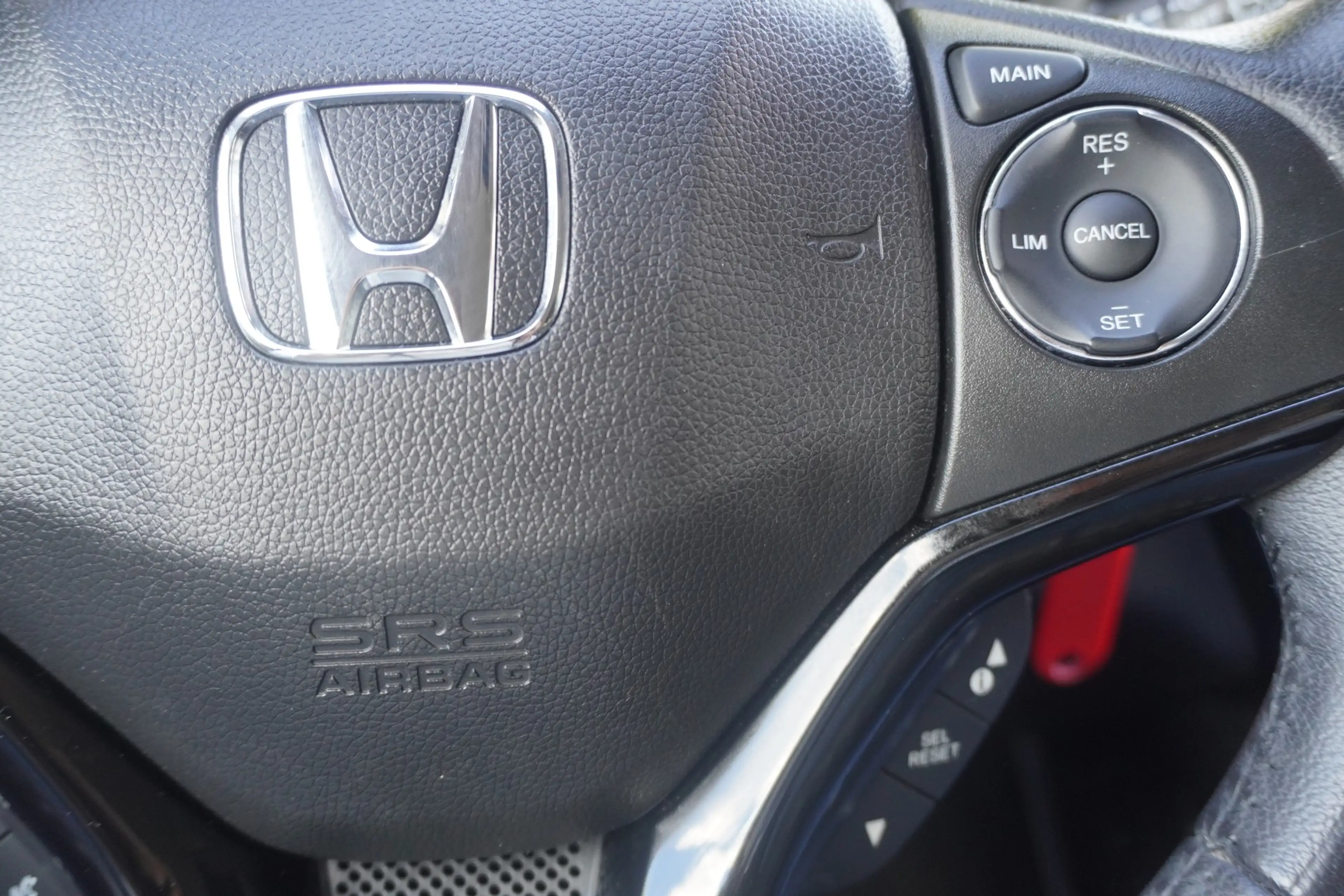 Honda HR-V 1.5 Comfort Tempomat PDC Klimaaut. Limiter — photo 15