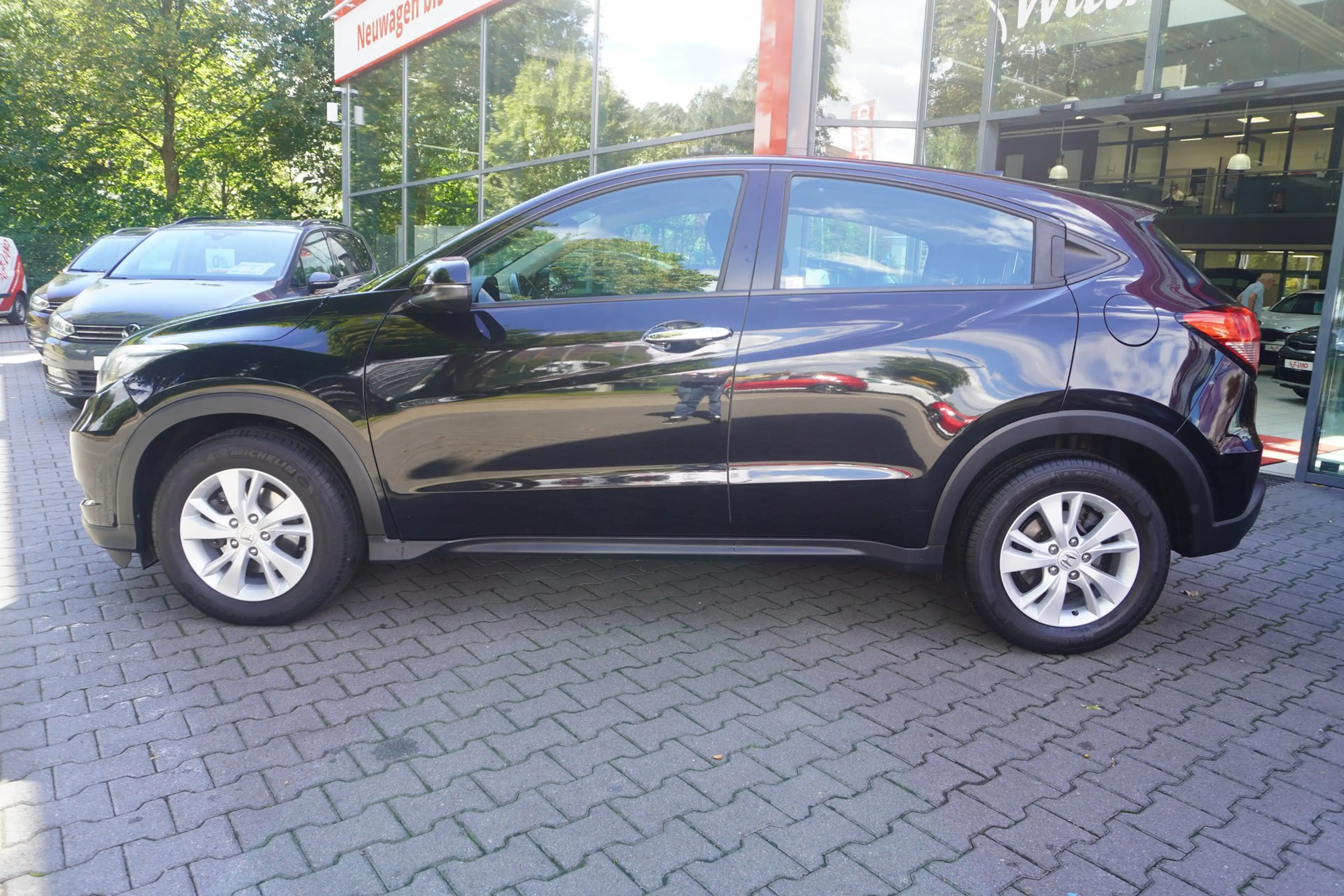 Honda HR-V 1.5 Comfort Tempomat PDC Klimaaut. Limiter — photo 9