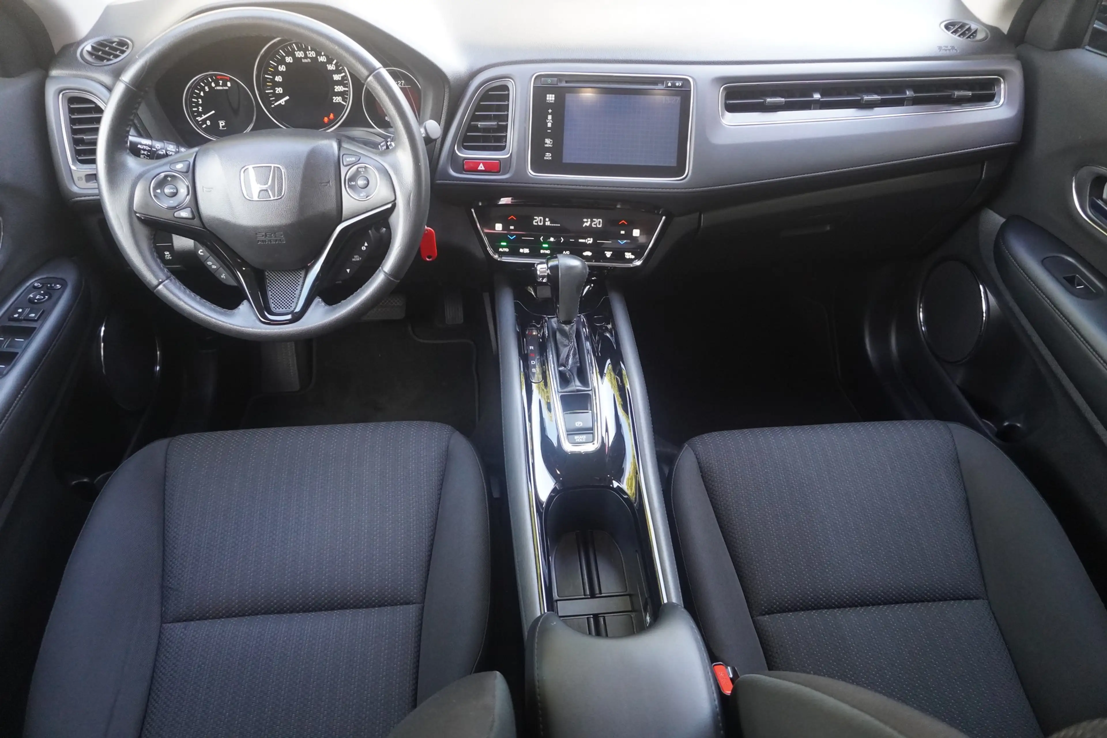 Honda HR-V 1.5 Comfort Tempomat PDC Klimaaut. Limiter — photo 12