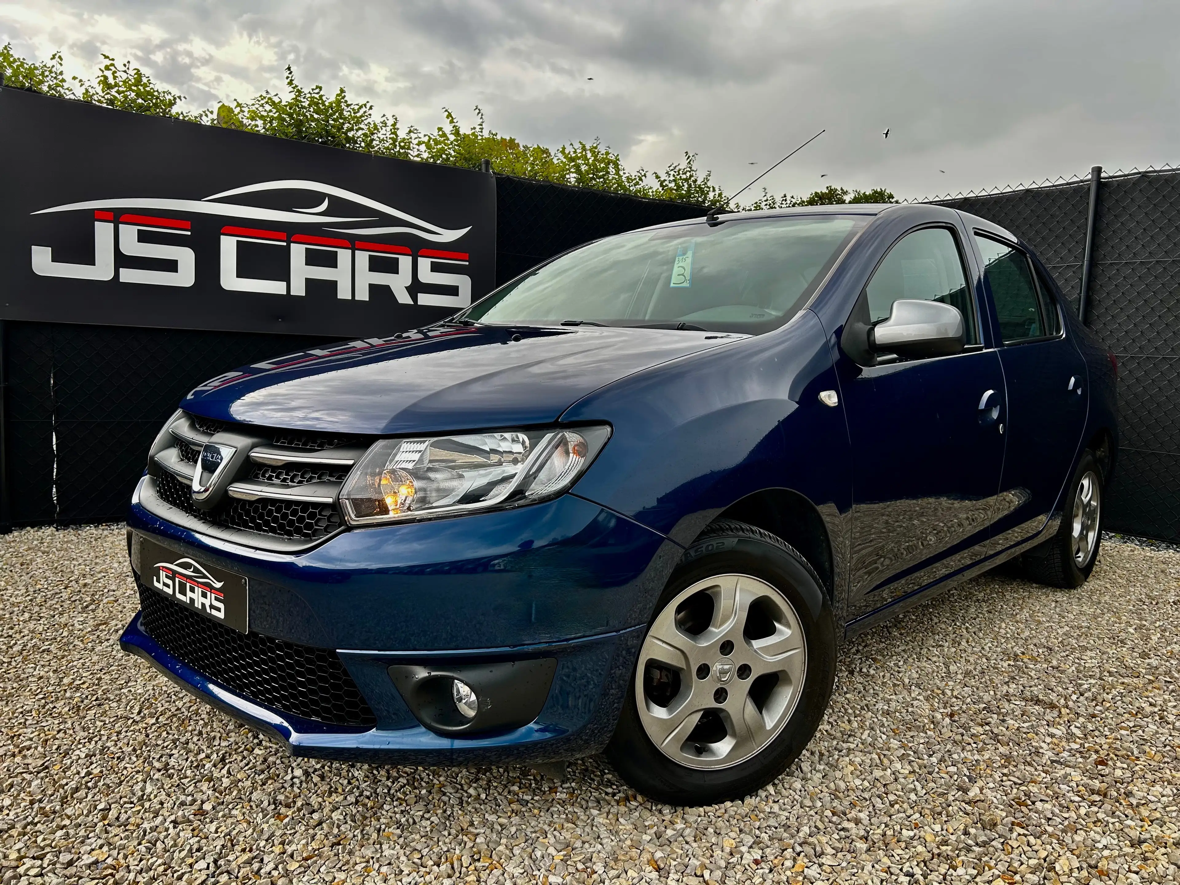 Dacia Logan 1.2i*1er PROP*GPS*AIRCO*ATTACHE REMORQUE*