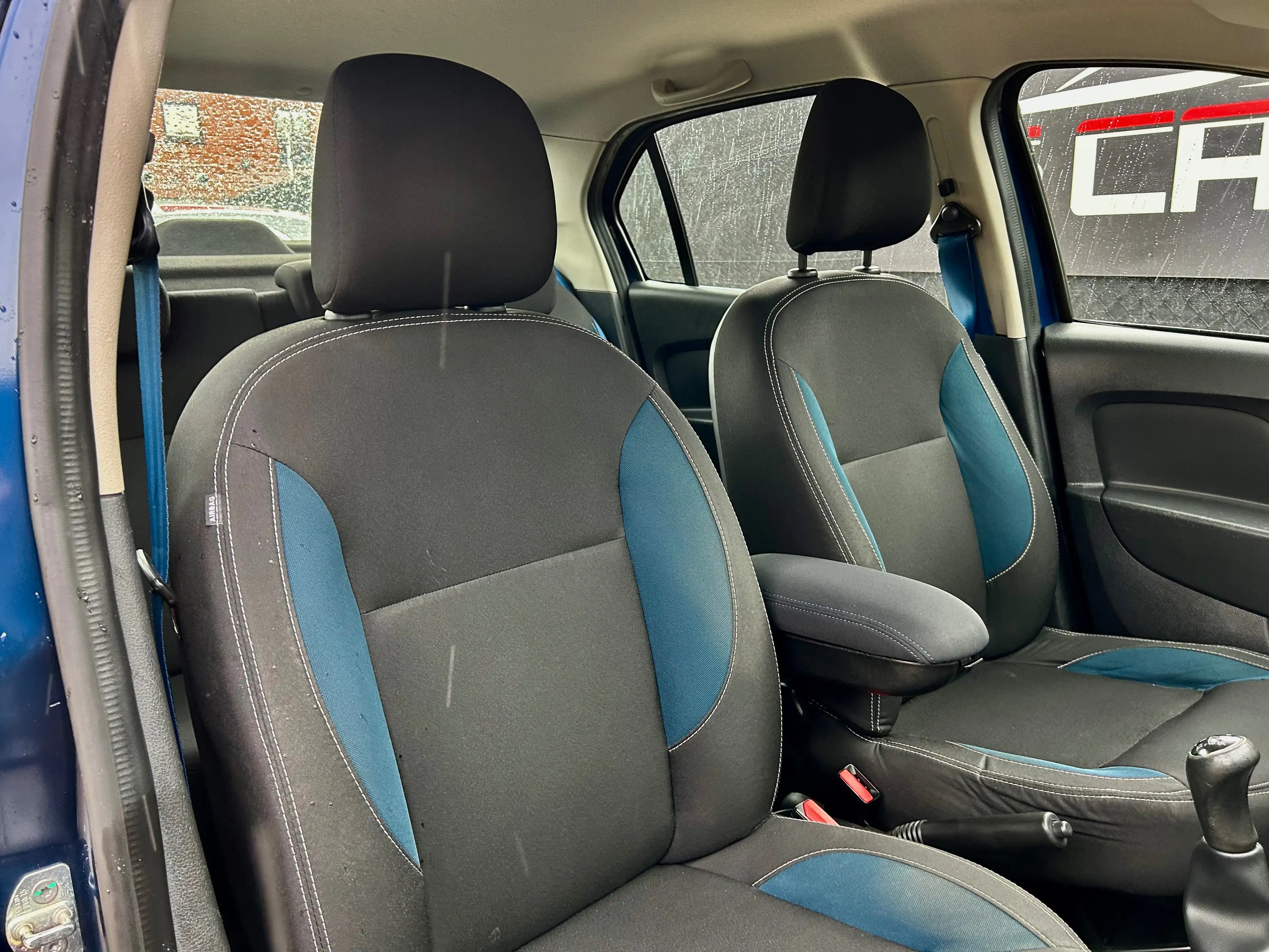 Dacia Logan 1.2i*1er PROP*GPS*AIRCO*ATTACHE REMORQUE* — photo 15