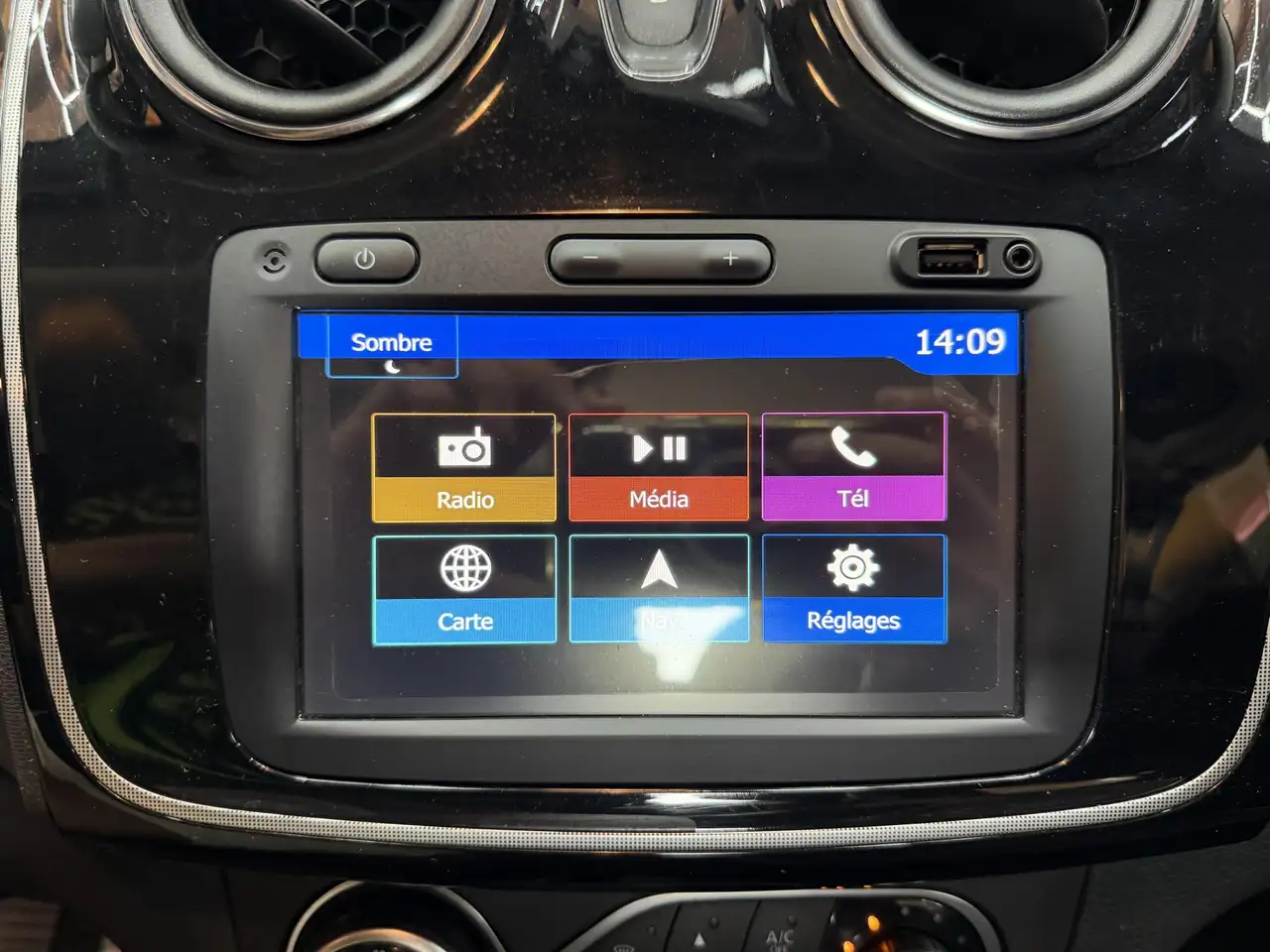 Dacia Sandero Sandero Stepway — photo 12