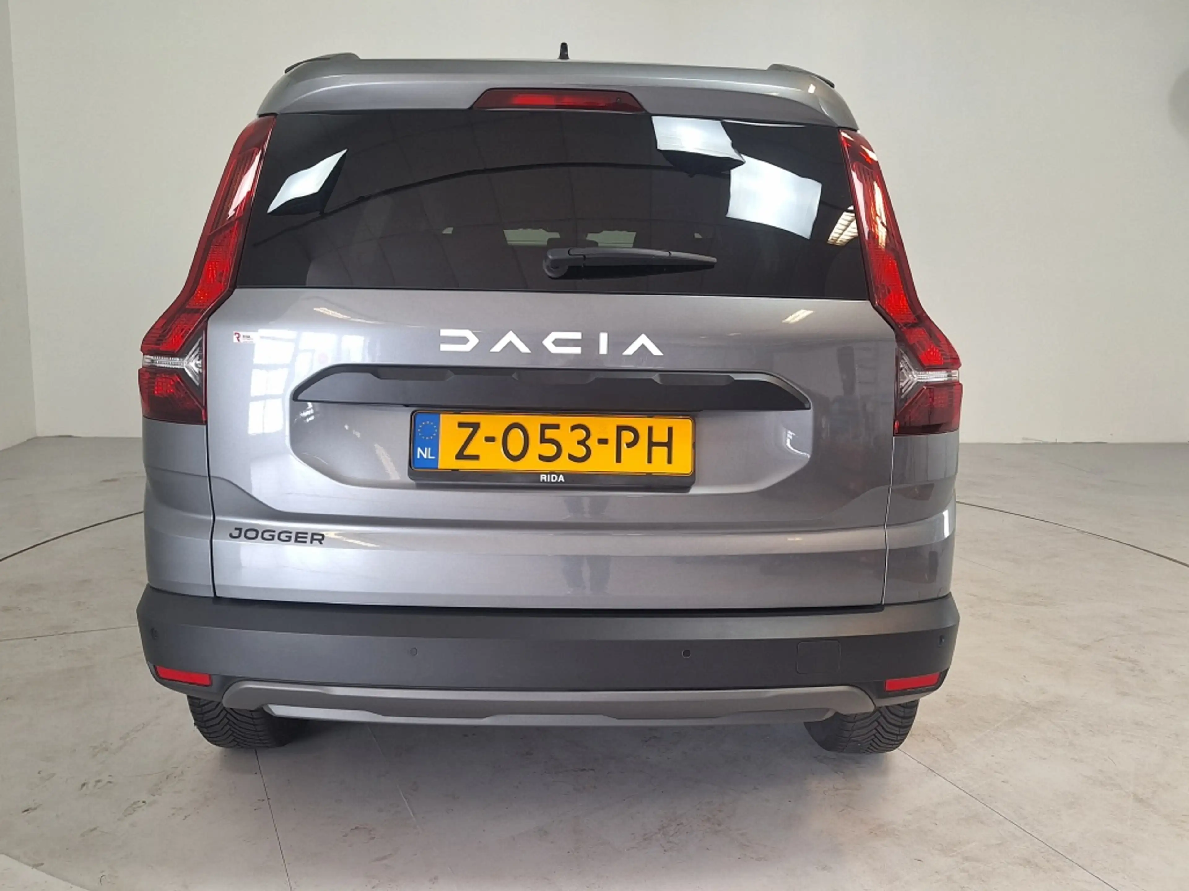 Dacia Jogger 1.0 TCe 110 Expression 7 persoons — photo 4