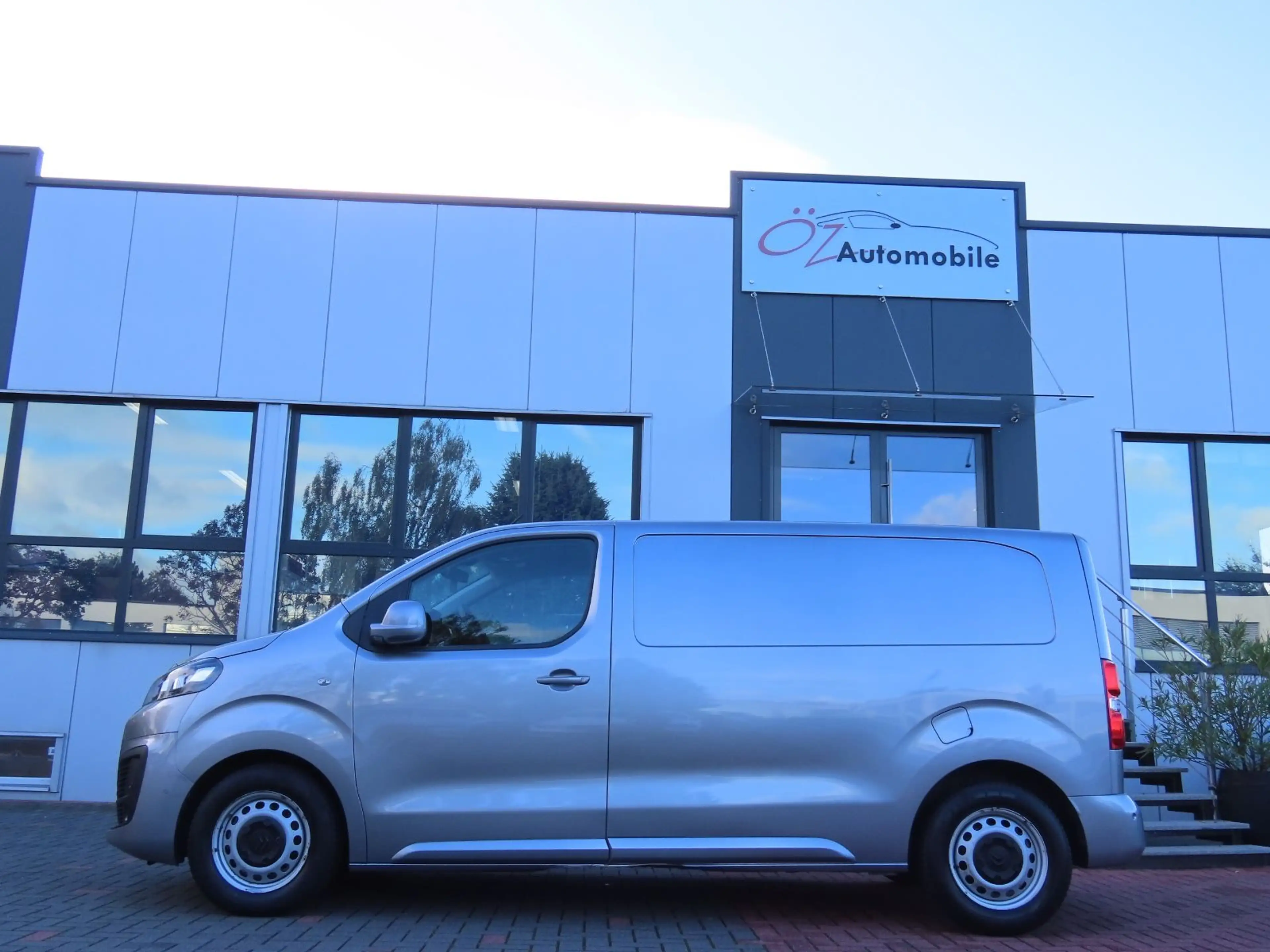 Citroen Jumpy Kasten Club M Autom. Tempomat — photo 12