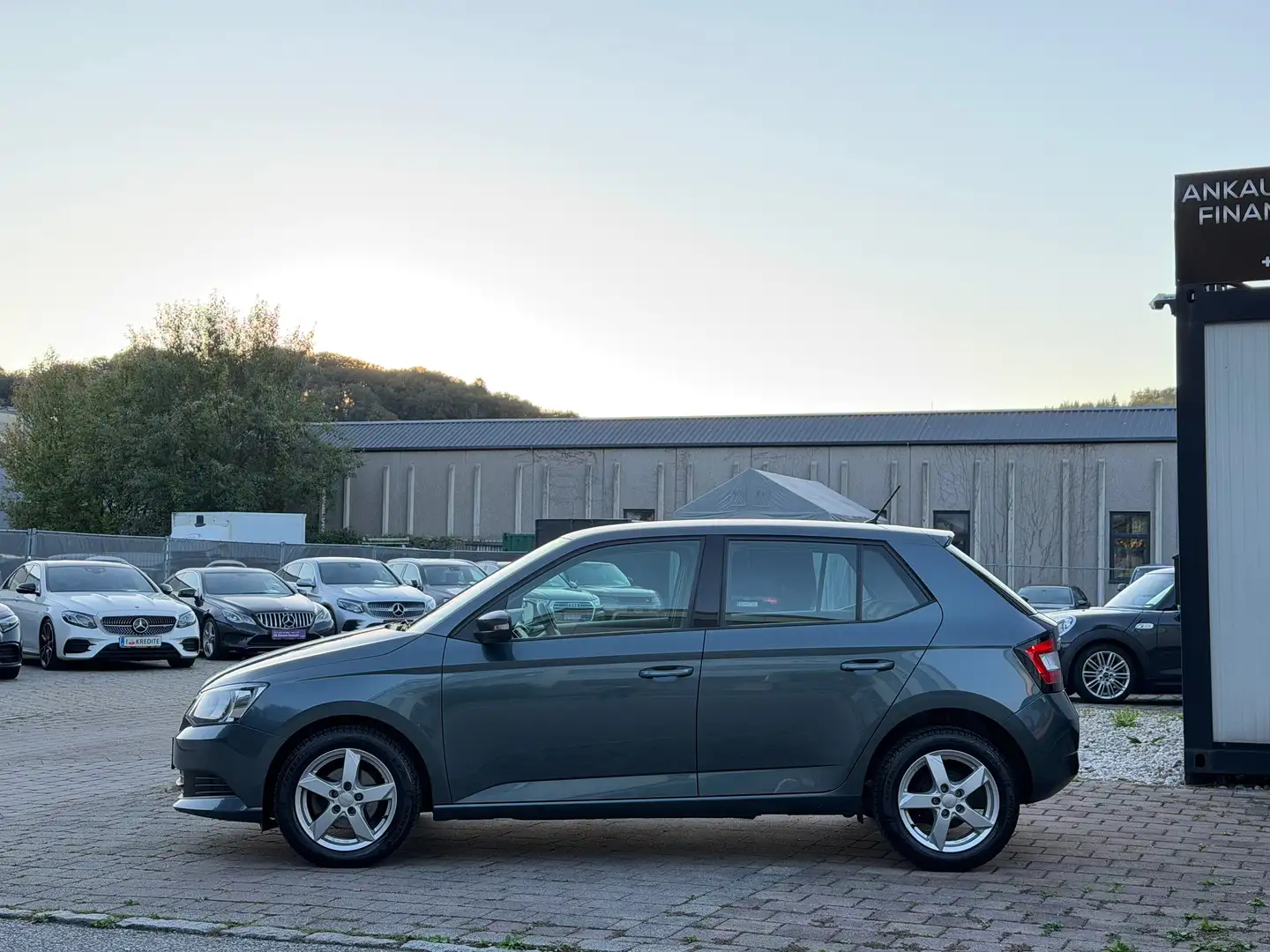 Skoda Fabia 1,0 Active 25 Finanzierung möglich Grau - 2