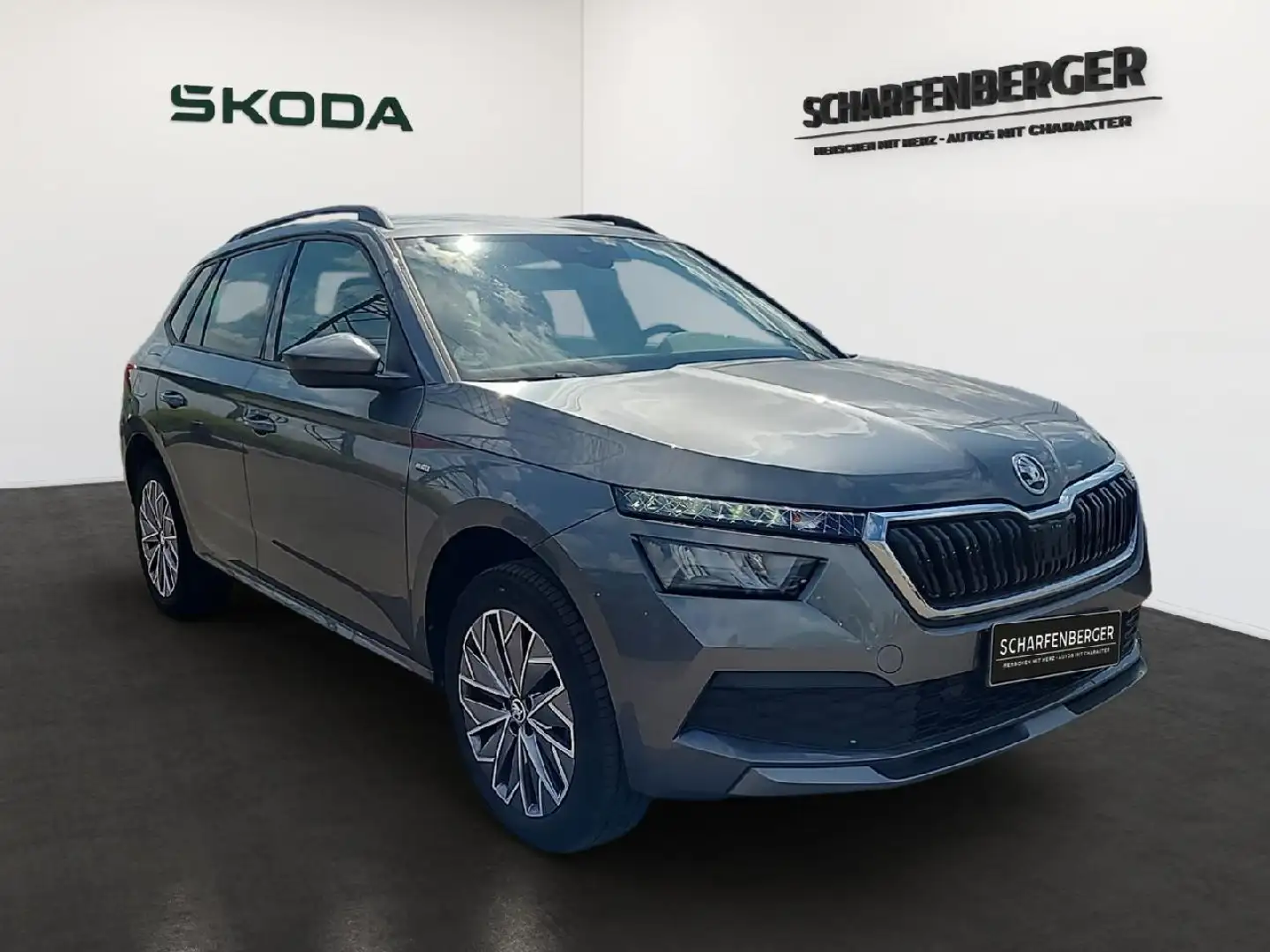 Skoda Kamiq Clever *beh.WSS,RFK,SHZ,PDC* Grey - 2