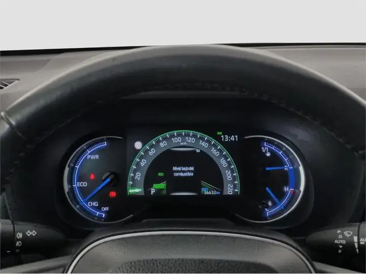 Toyota RAV4 2021, foto 14