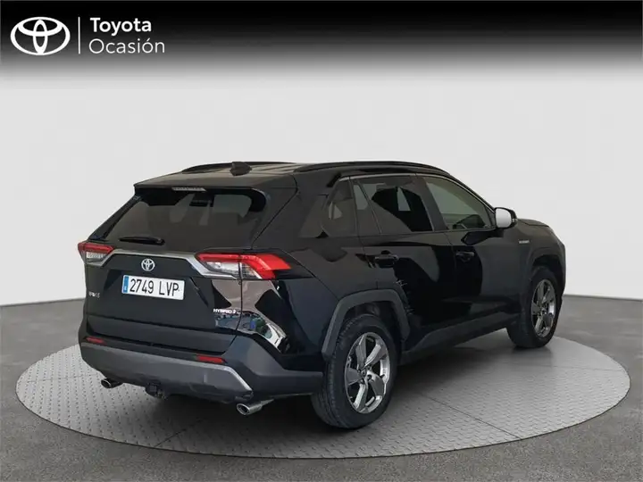 Toyota RAV4 2021, foto 18