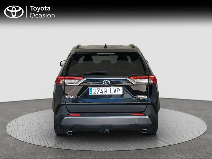 Toyota RAV4 2021, foto 4