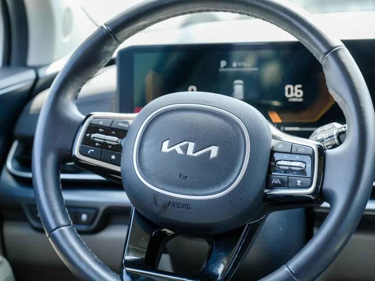 Kia Carnival снимка Kia Carnival