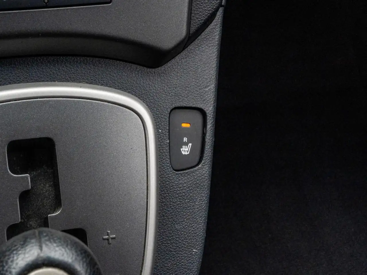 Kia Rondo снимка Kia Rondo