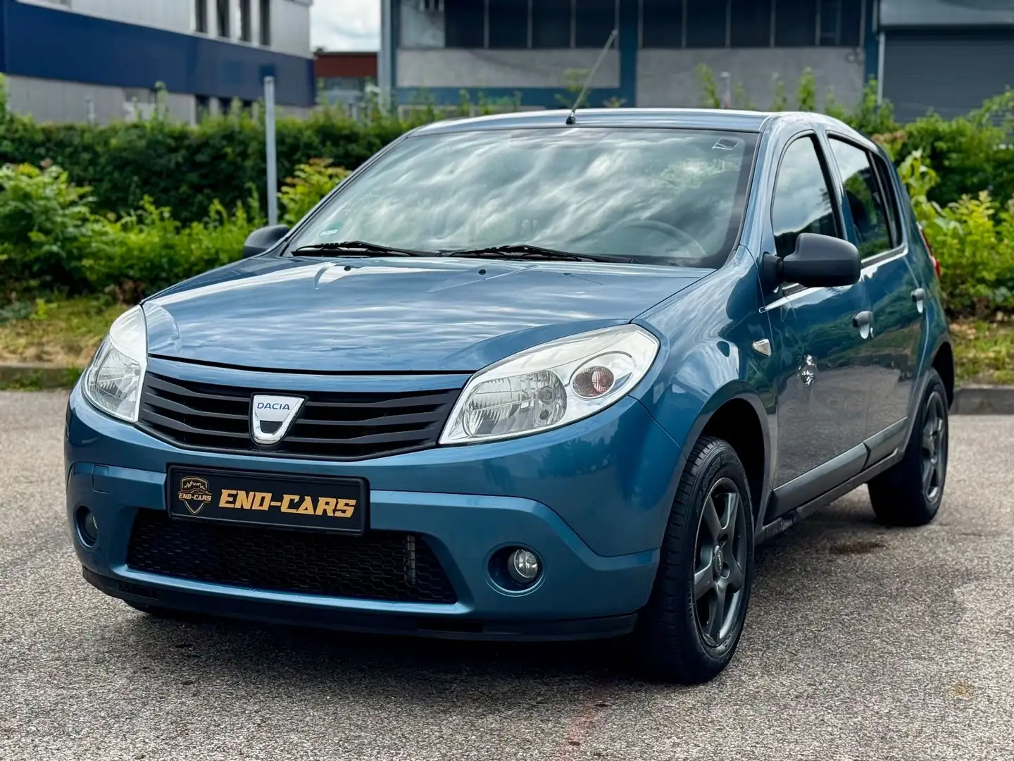 Dacia Sandero 1.2 * EURO 5* TÜV 04/2026* Blauw - 1