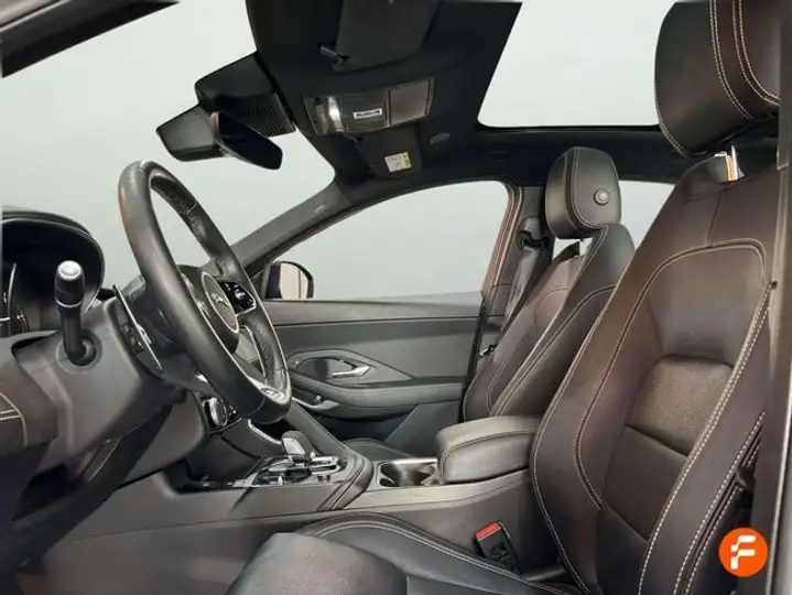 Jaguar E-Pace 2023, foto 13