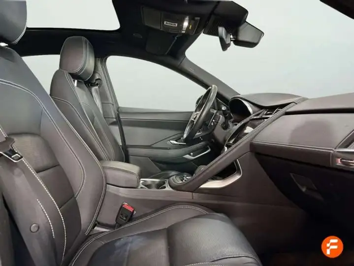 Jaguar E-Pace 2023, foto 14