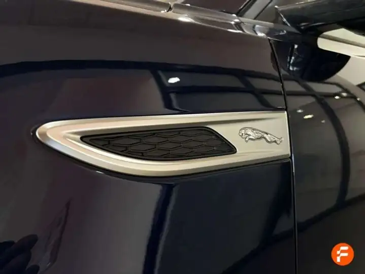Jaguar E-Pace 2023, foto 16