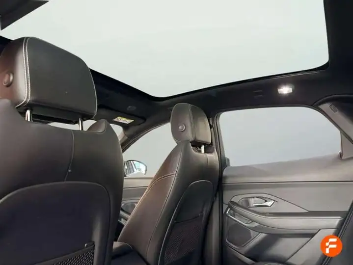 Jaguar E-Pace 2023, foto 28