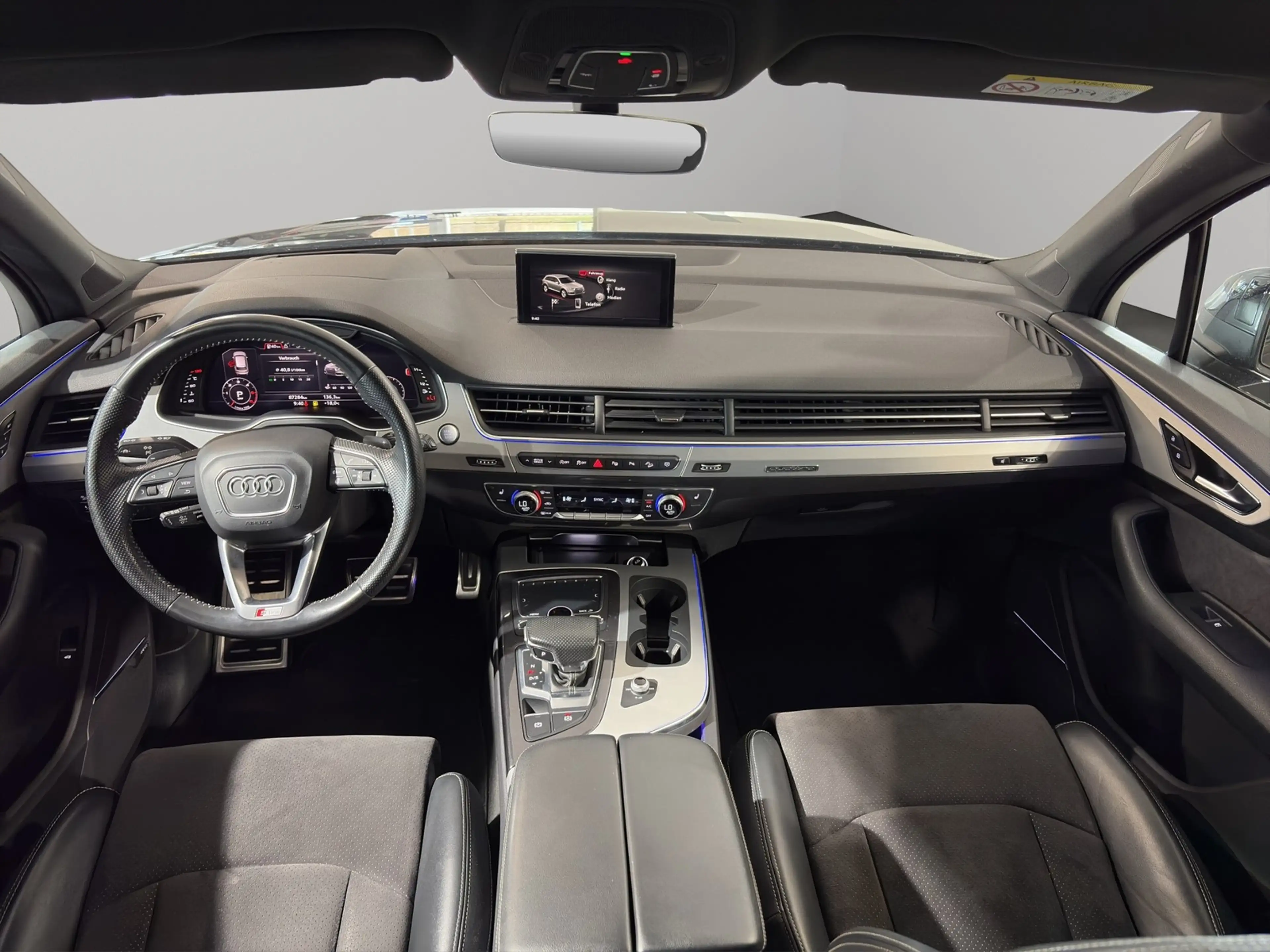 Audi Q7 50 TDI qu. S Line AHK Allradl. Standh. — photo 14