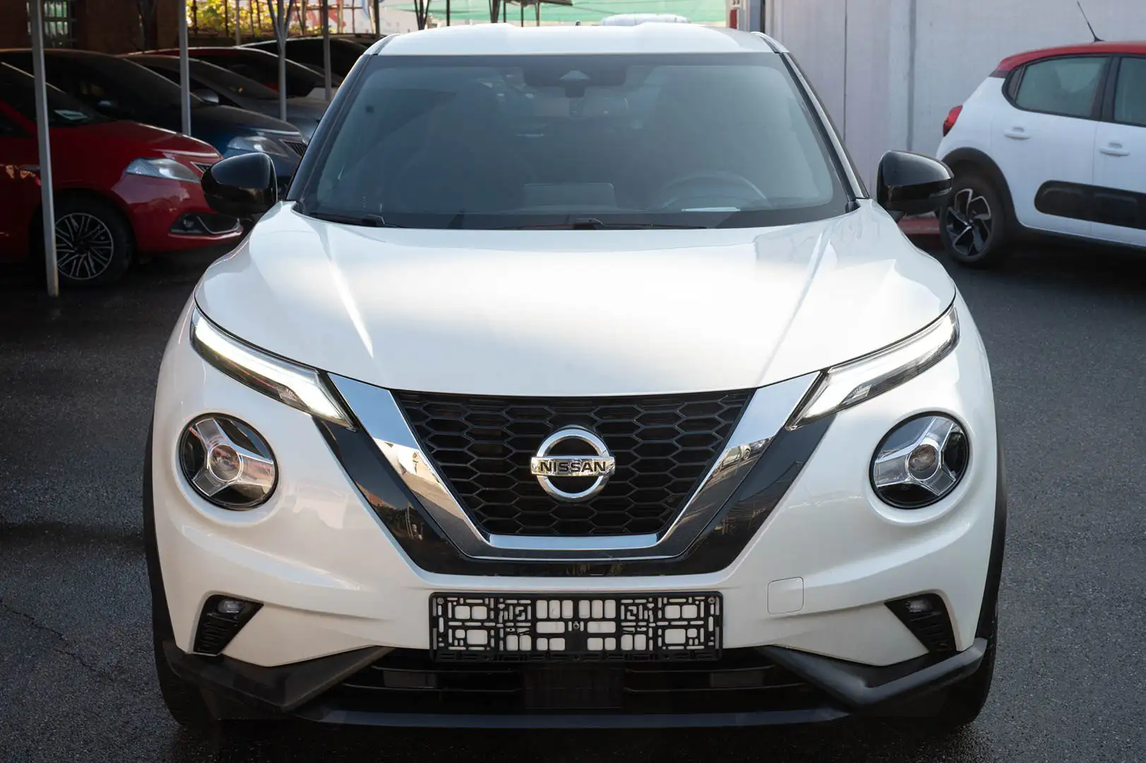 Nissan Juke 1.0 DIG-T 114cv DCT N-Connecta Bianco - 2