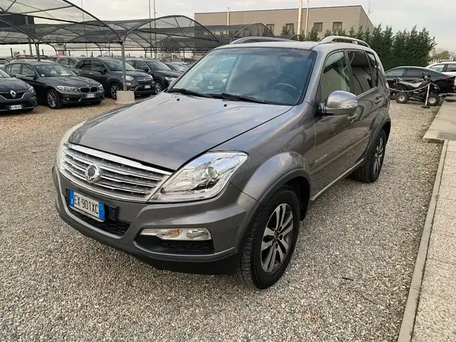 SsangYong Rexton W 2.0 Xdi 4WD A/T Top