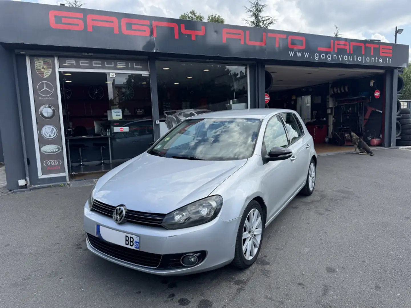 Volkswagen Golf 2.0 TDI 140CH FAP CARAT DSG6 5P BOITE AUTOMATIQUE Gris - 1