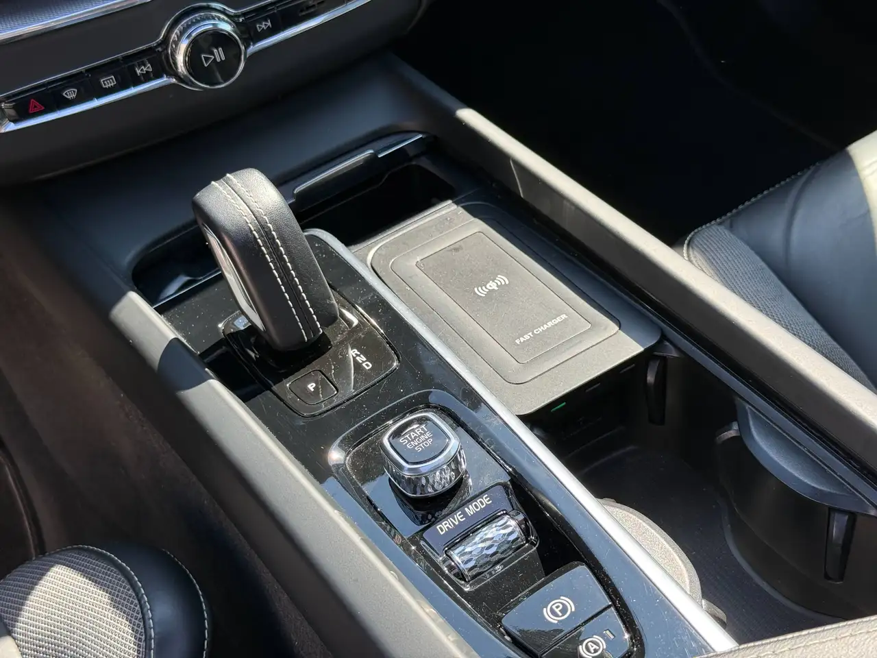 Volvo XC60 T6 AWD R-Design *12/20*Pano*CAM*Leder, миниатюра 23