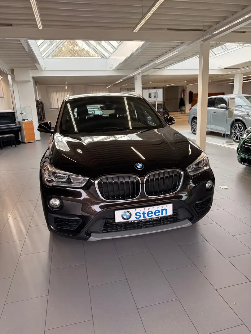 BMW X1 X1 sDrive18i Advantage Braun - 2