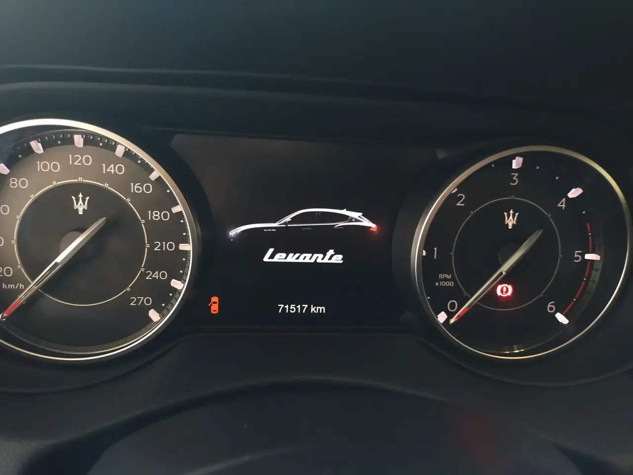 Maserati Levante 2021 — фото 14