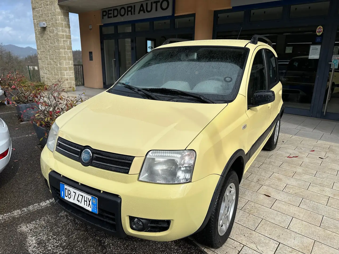 Fiat Panda 1.3 mjt 16v Climbing 4x4 Amarillo - 1