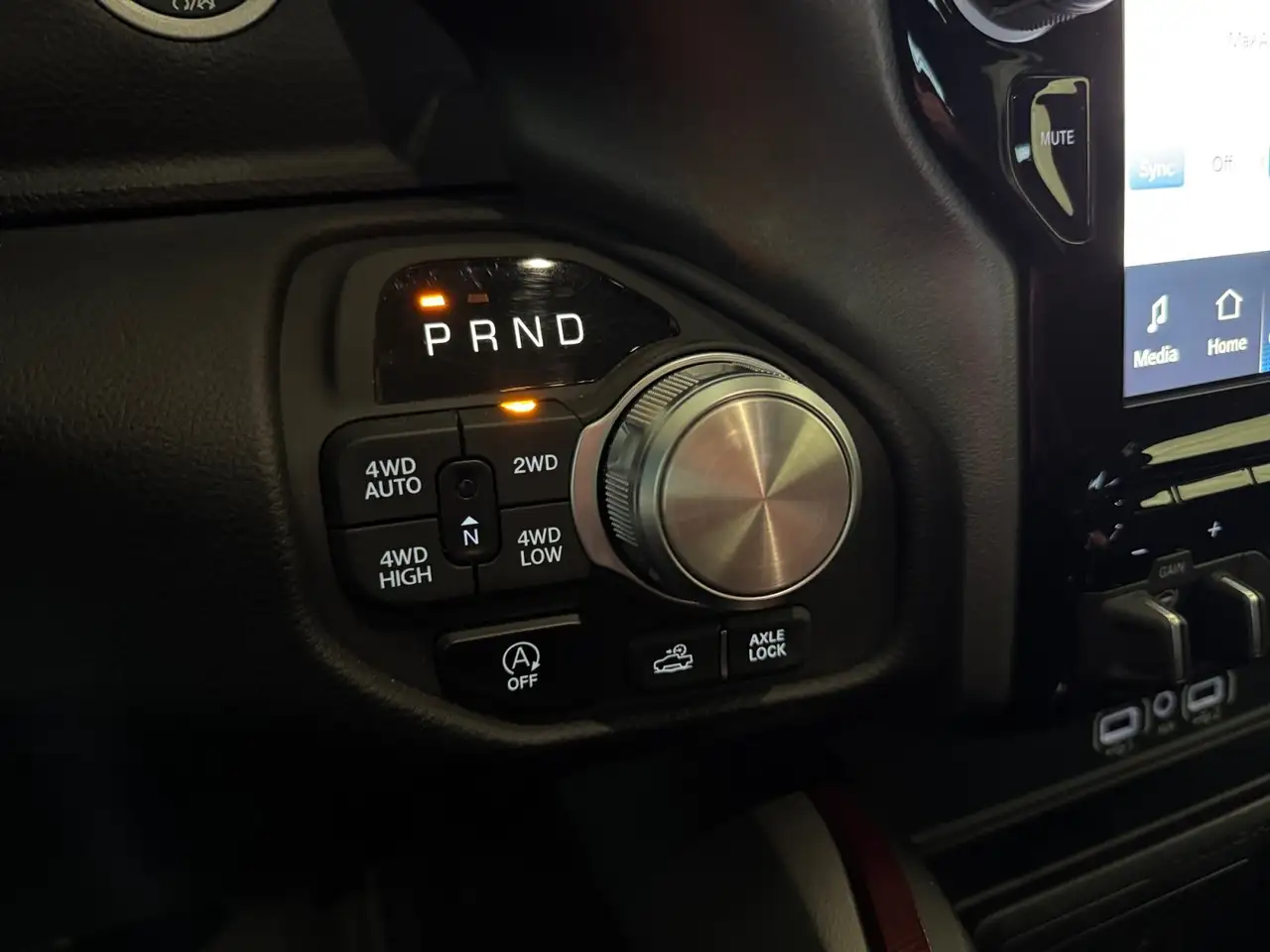 RAM 1500 photo RAM 1500