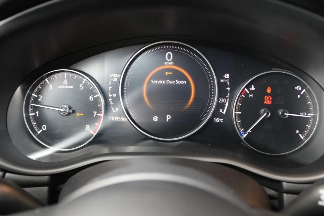 Mazda 3 снимка Mazda 3