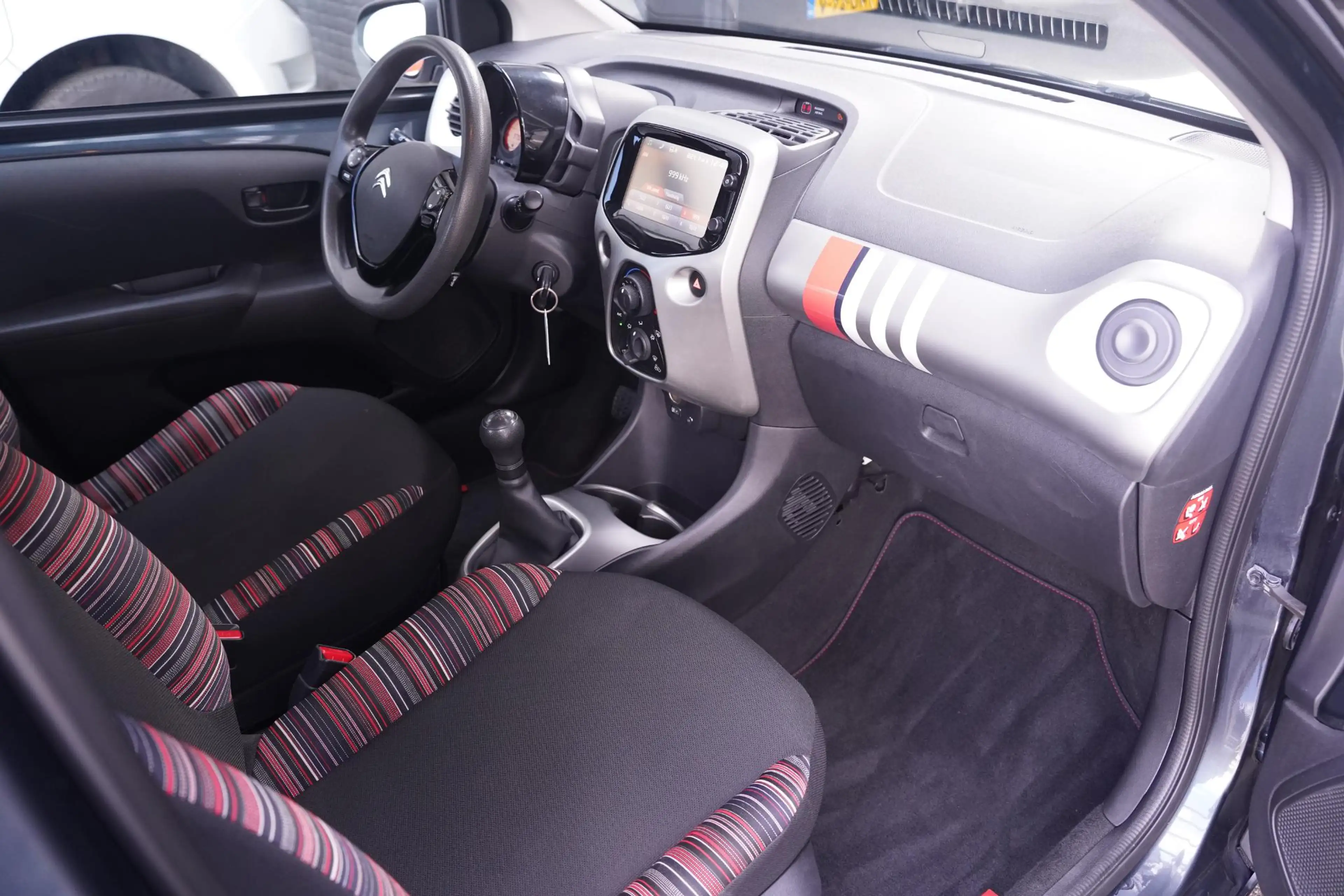 Citroen C1 1.2 PureTech Shine airco bleutooth stuurbediening — photo 39