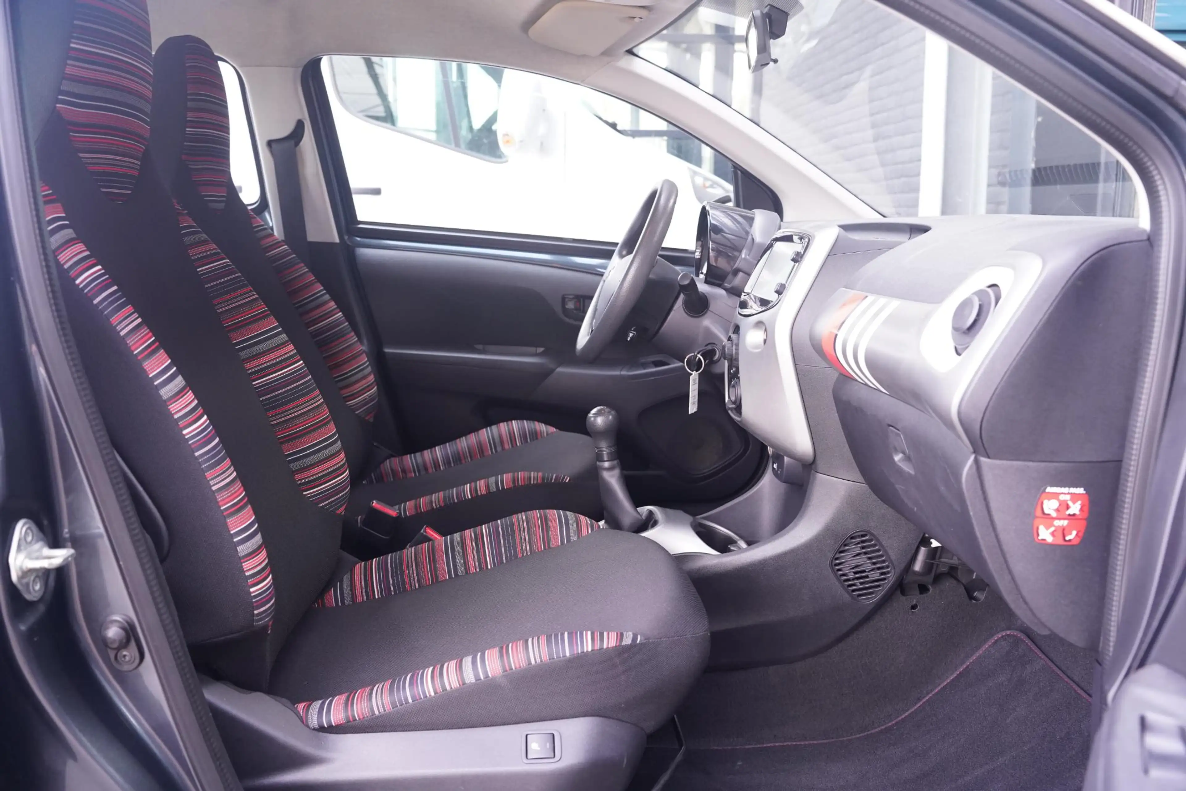Citroen C1 1.2 PureTech Shine airco bleutooth stuurbediening — photo 38