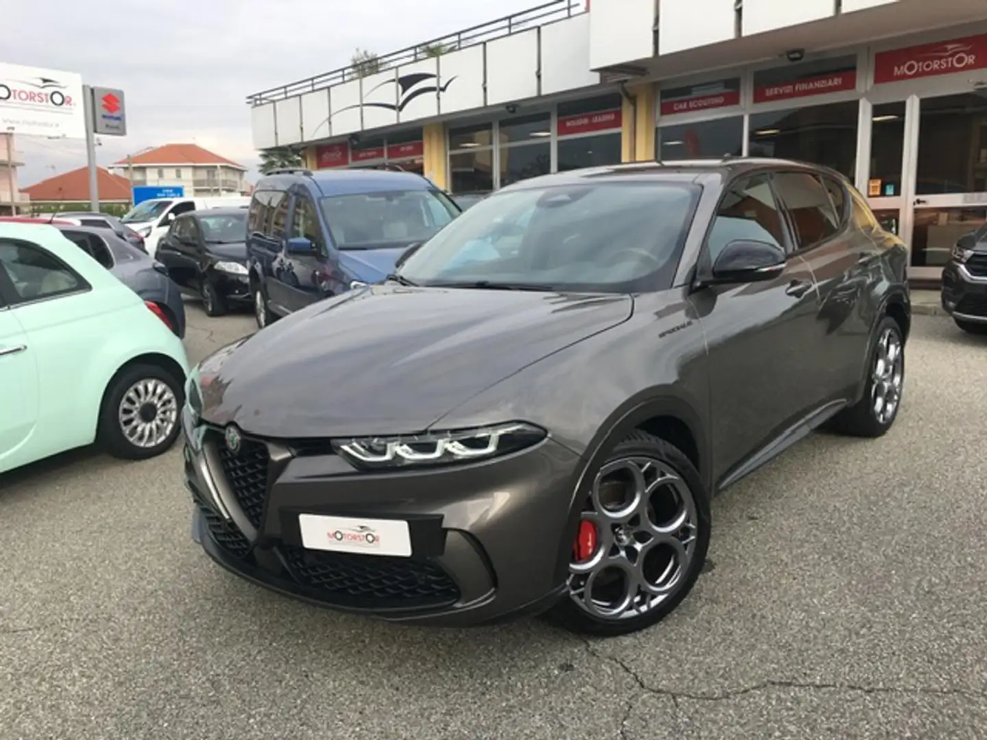Alfa Romeo Tonale 1.5 MHEV TCT7 Edizione Speciale Gris - 1
