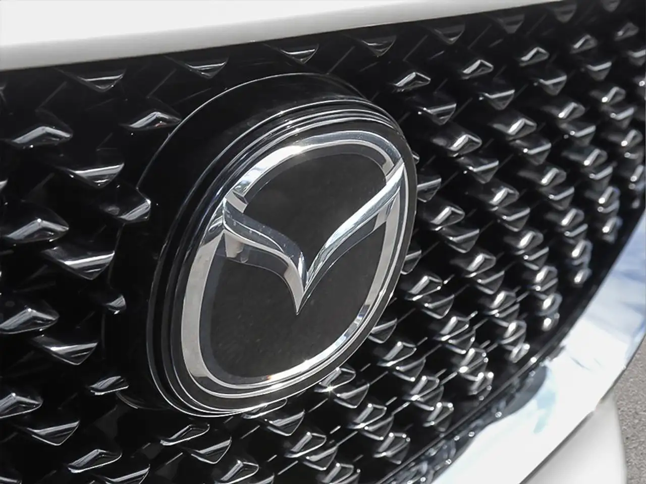 Mazda CX-30 снимка Mazda CX-30