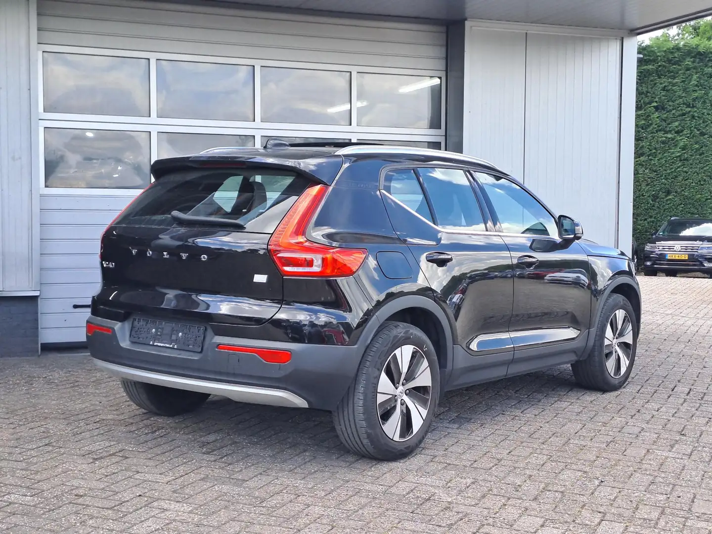 Volvo XC40 1.5 T5 Recharge Inscription Expression, Panoramada Zwart - 2