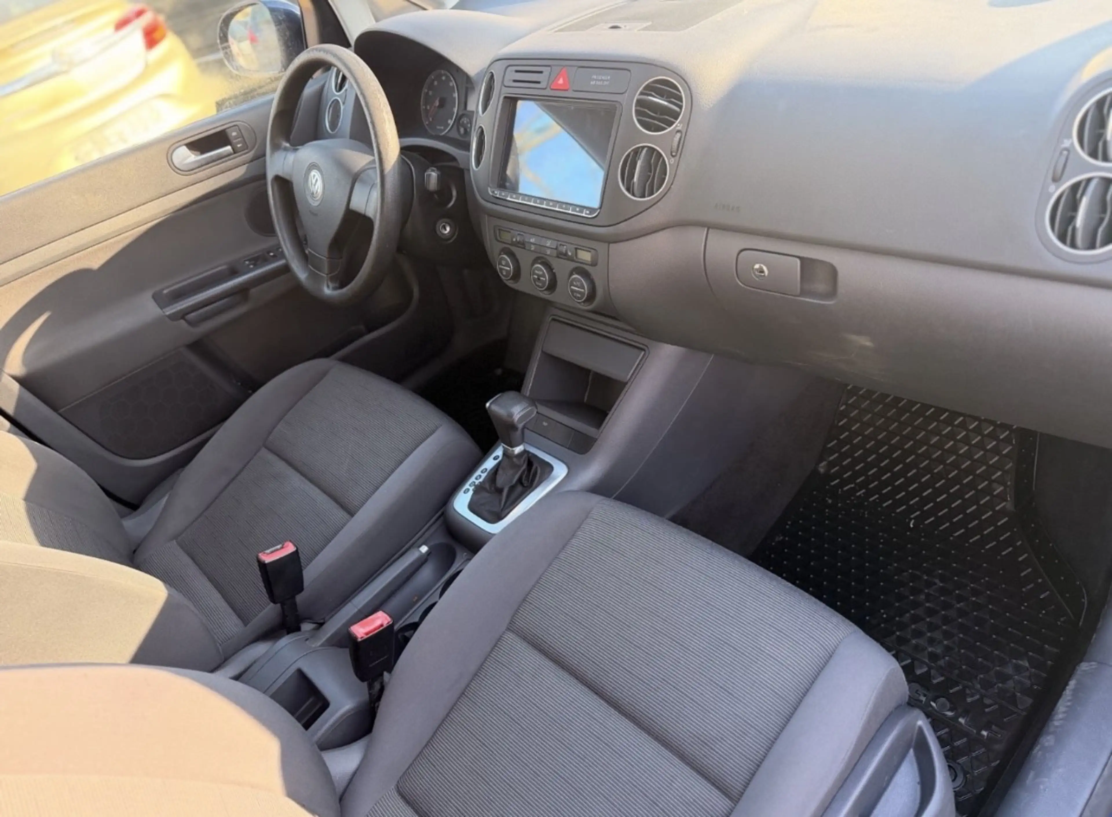 Volkswagen Golf Plus Golf Plus 1.6 MPI Automatik,Carplay,Kamera — photo 14