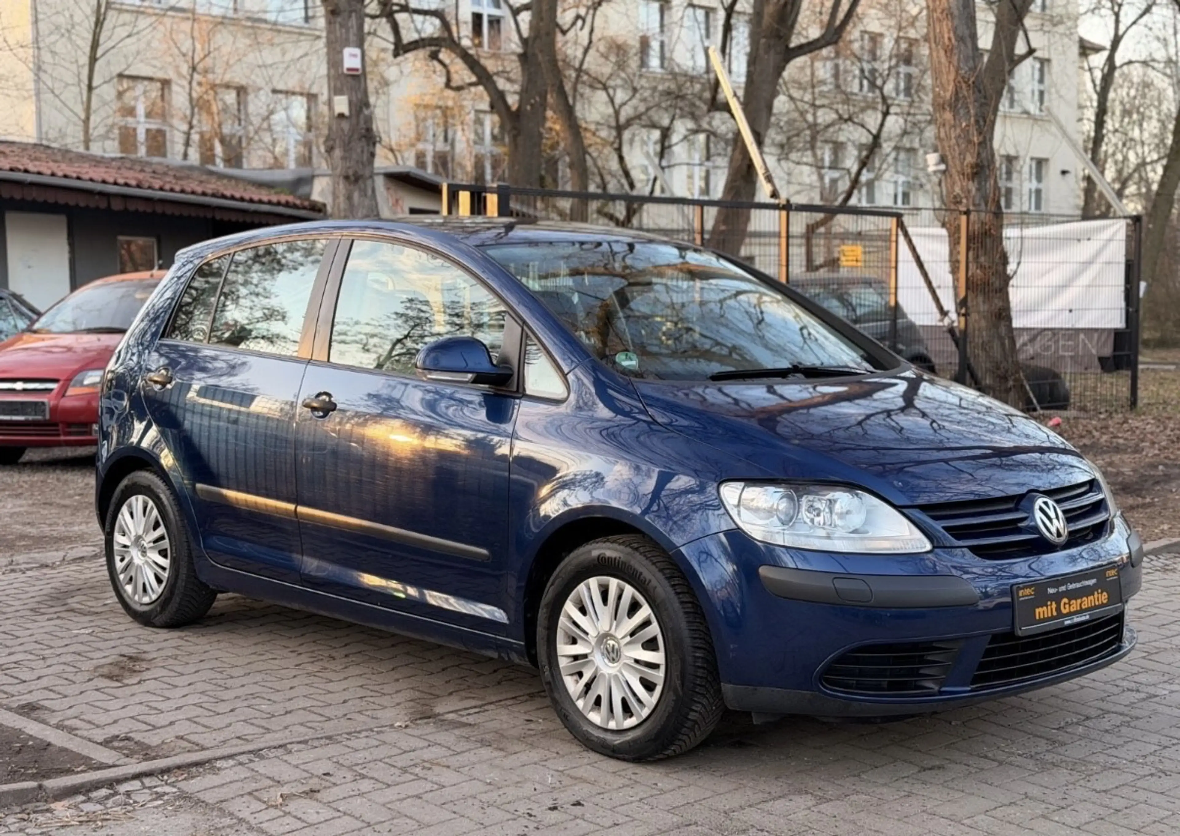 Volkswagen Golf Plus Golf Plus 1.6 MPI Automatik,Carplay,Kamera — photo 3