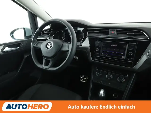 Volkswagen Touran view 13