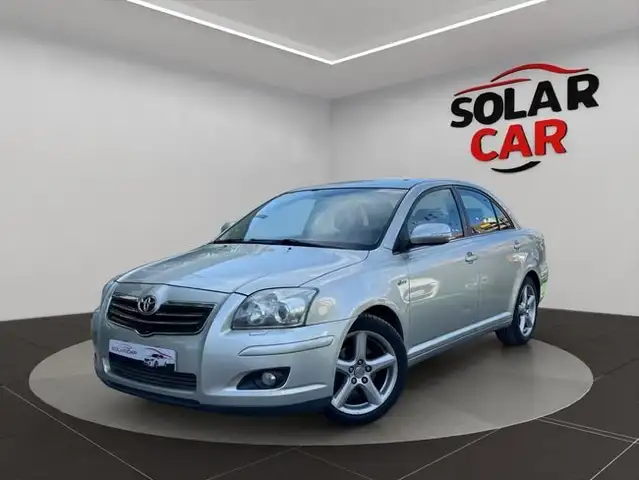 Toyota Avensis Berlina 2.2 D-4D Clean Power 177 CV Executive
