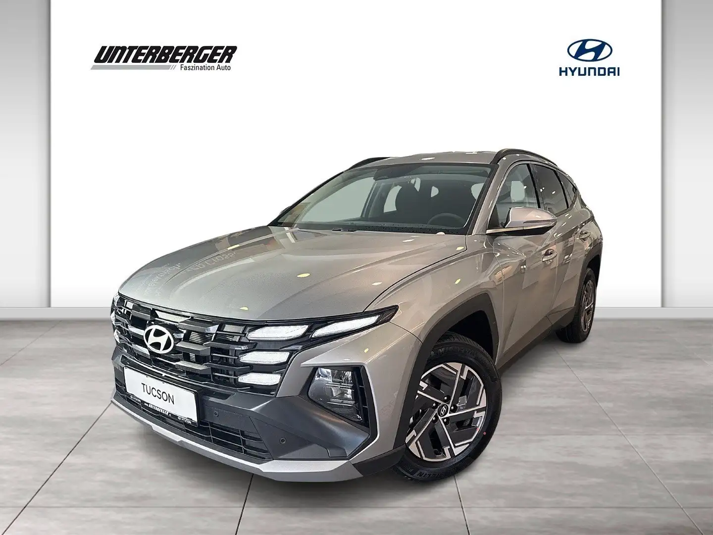 Hyundai TUCSON NX4 Jubile 1,6 T-GDi HEV 4WD Silber - 1