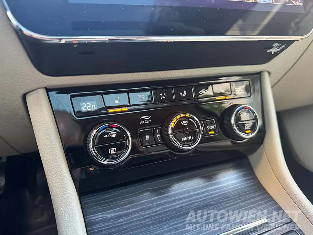 Skoda Superb 2,0 TDI STYLE DSG PANORAMA LEDER SPORT, миниатюра 16