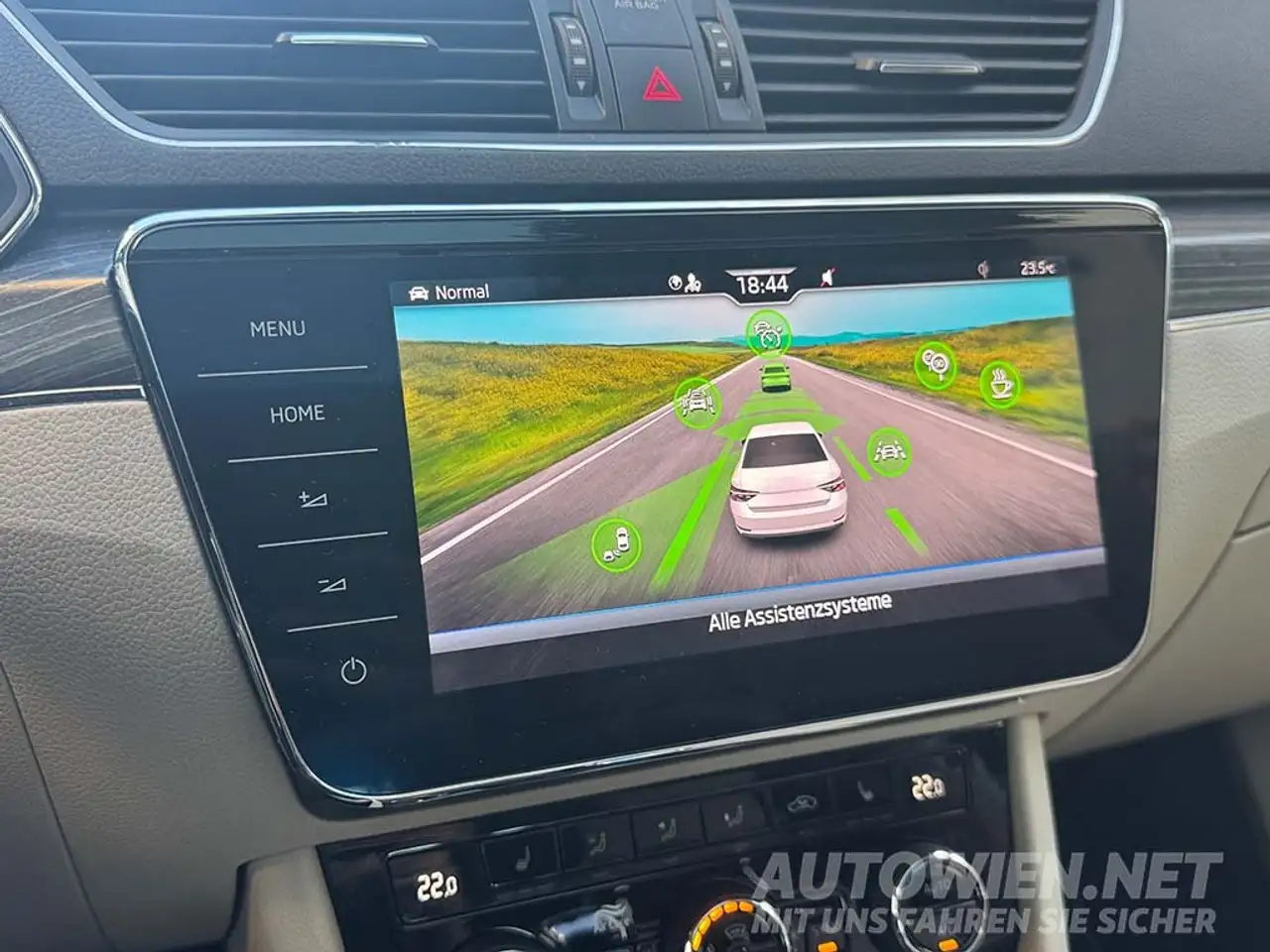 Skoda Superb 2,0 TDI STYLE DSG PANORAMA LEDER SPORT, миниатюра 9