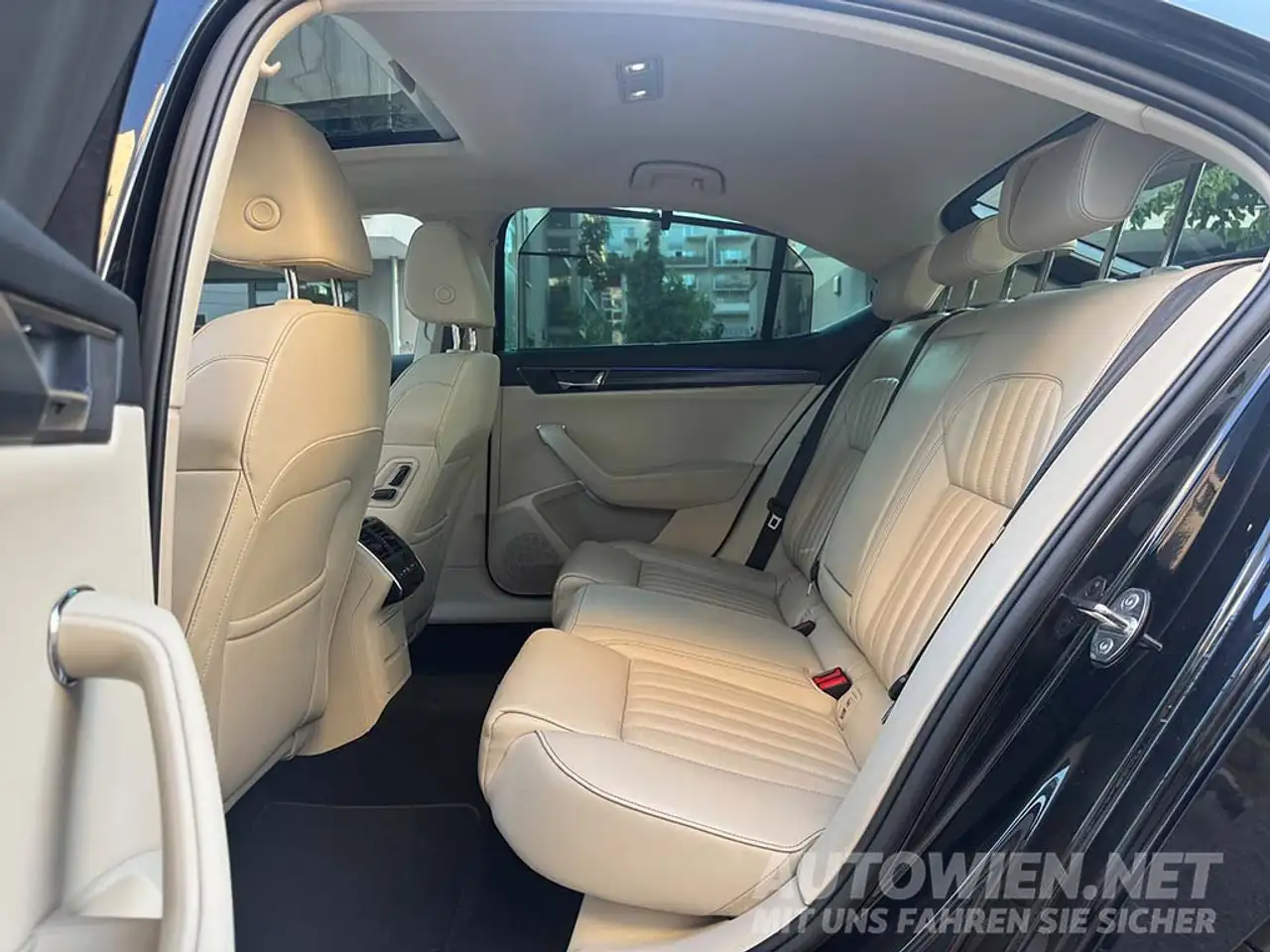 Skoda Superb 2,0 TDI STYLE DSG PANORAMA LEDER SPORT, миниатюра 23