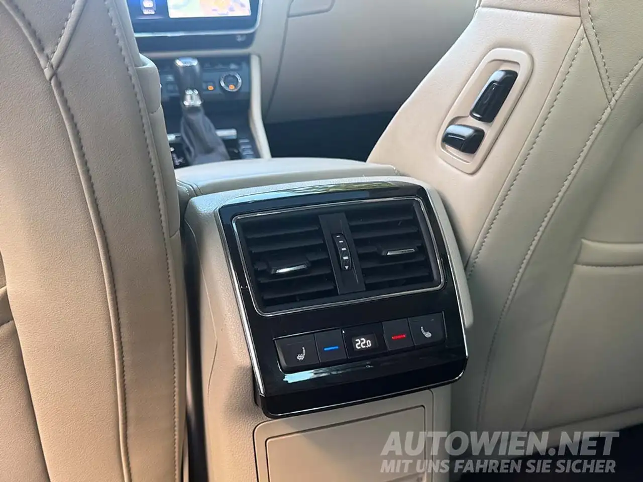 Skoda Superb 2,0 TDI STYLE DSG PANORAMA LEDER SPORT, миниатюра 26