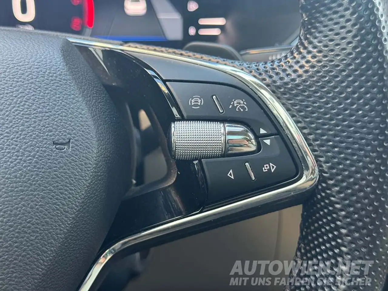 Skoda Superb 2,0 TDI STYLE DSG PANORAMA LEDER SPORT, миниатюра 18