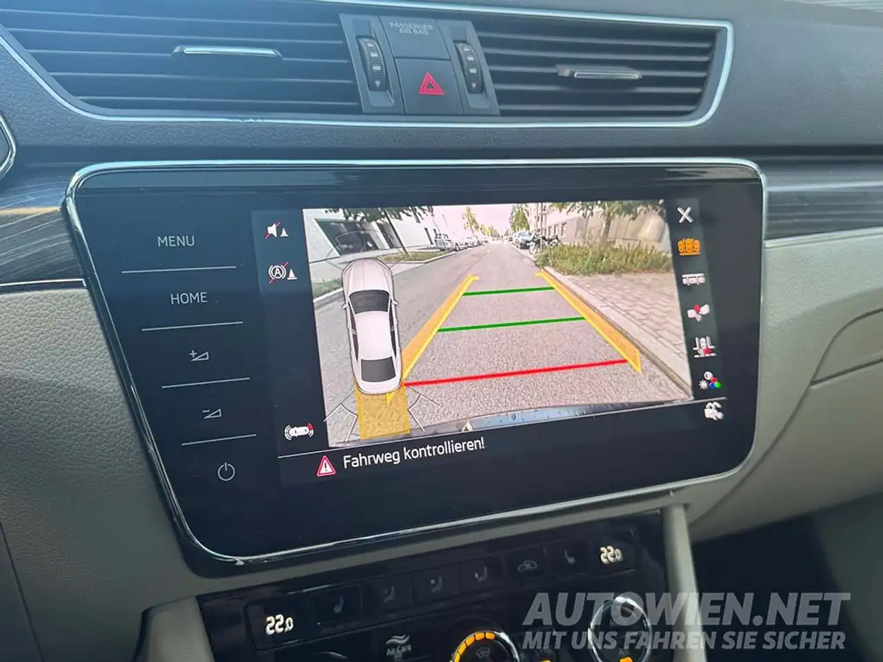 Skoda Superb 2,0 TDI STYLE DSG PANORAMA LEDER SPORT, миниатюра 8