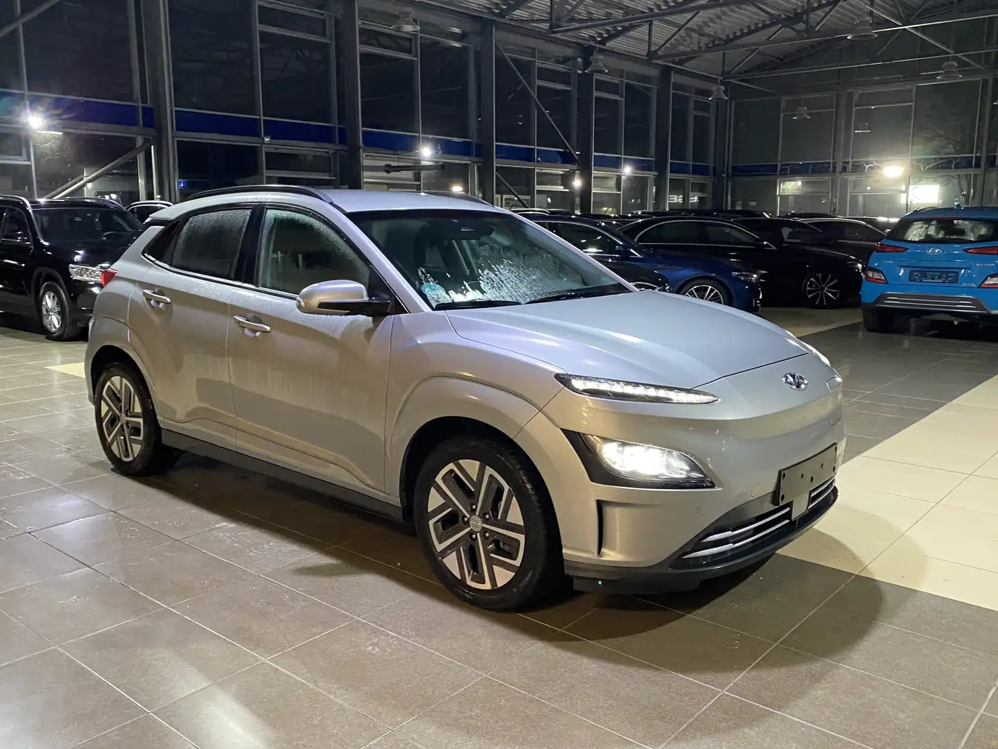 Hyundai KONA Trend ACC dig.Cockpit R.Cam LED SHZ DAB+ Argent - 2